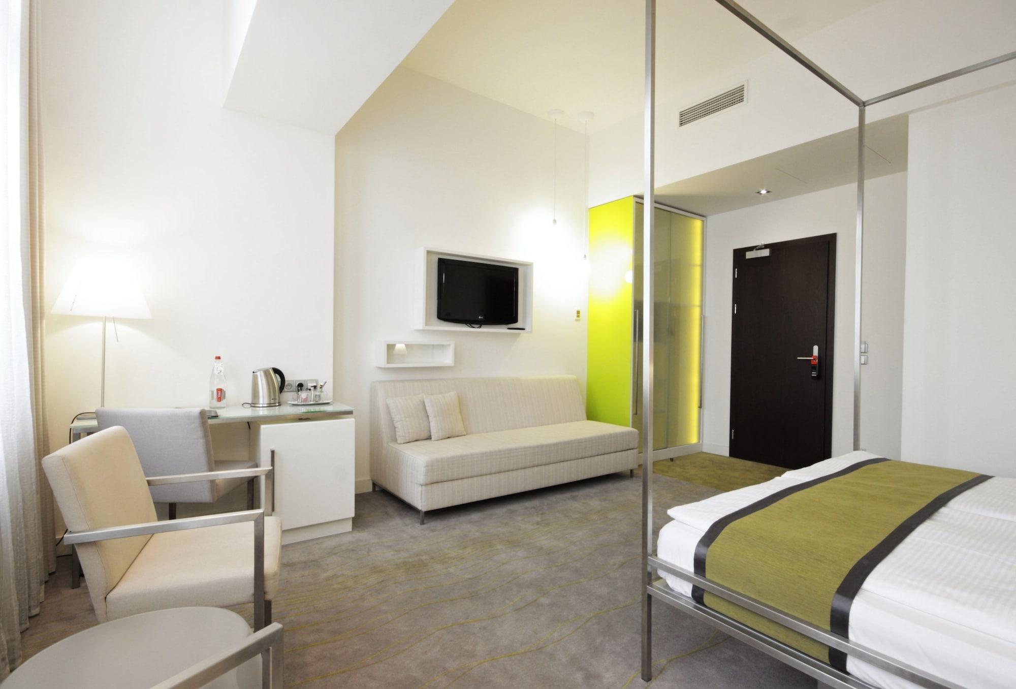 Pure White Hotell Praha Eksteriør bilde