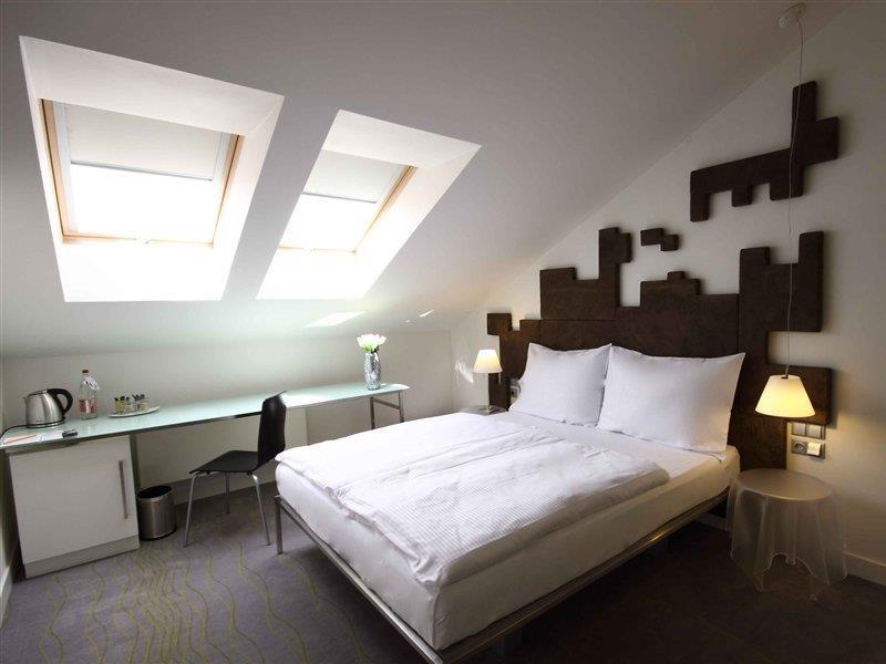 Pure White Hotell Praha Eksteriør bilde