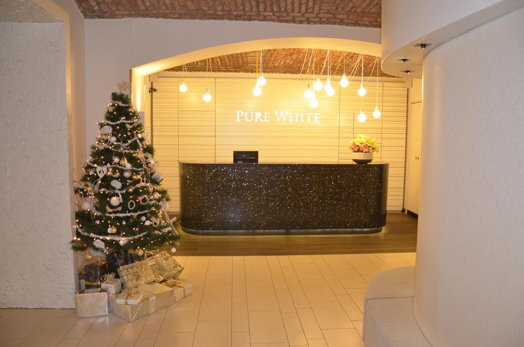 Pure White Hotell Praha Eksteriør bilde