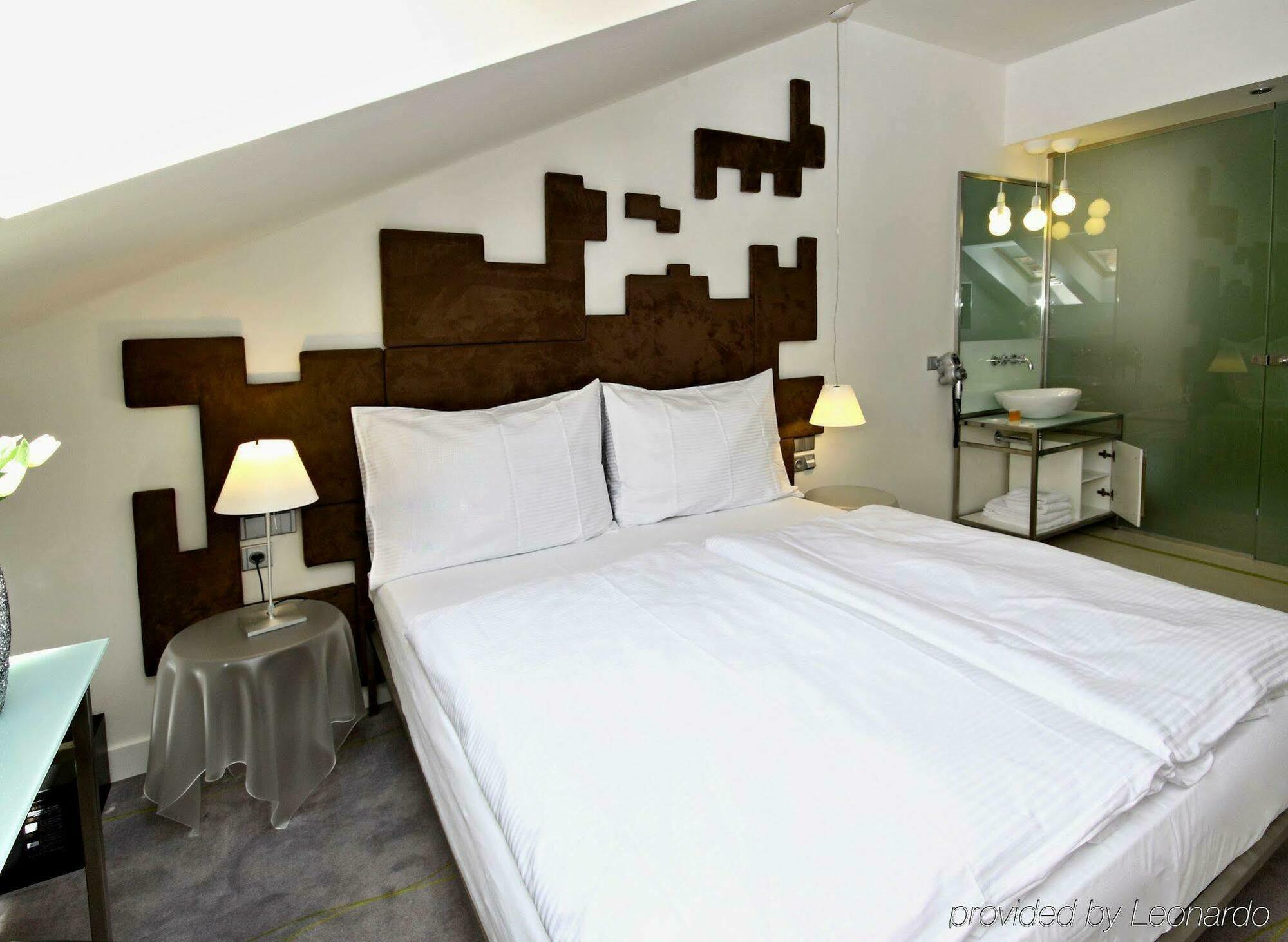 Pure White Hotell Praha Rom bilde